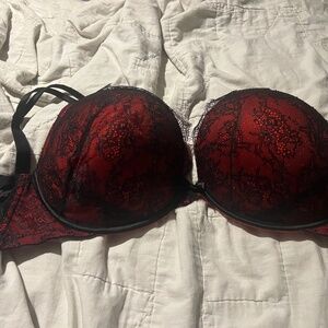 Bra Lot - 6 bras - 1 44D, 4 44 DD, 1 46DD